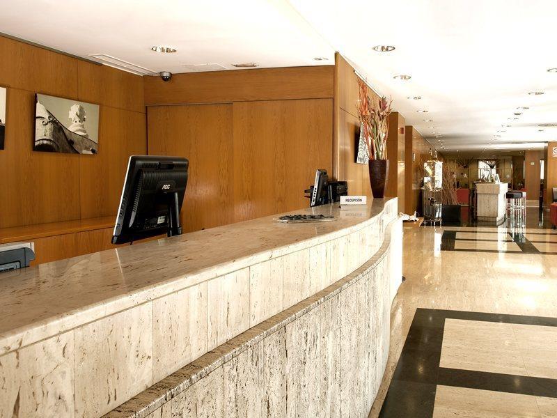 מלון ברברה דה ואייס Exe Barbera Parc מראה חיצוני תמונה